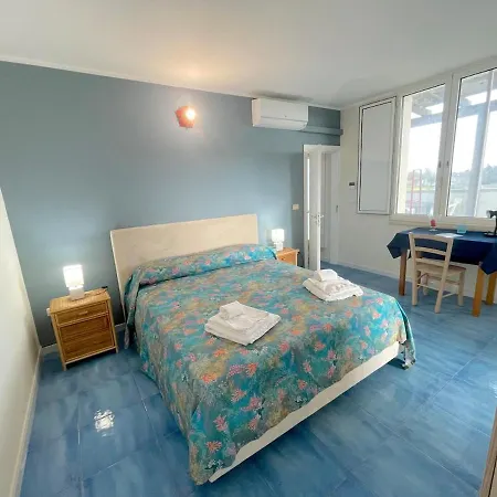 ヴィラ Acquaviva House マリッティマ